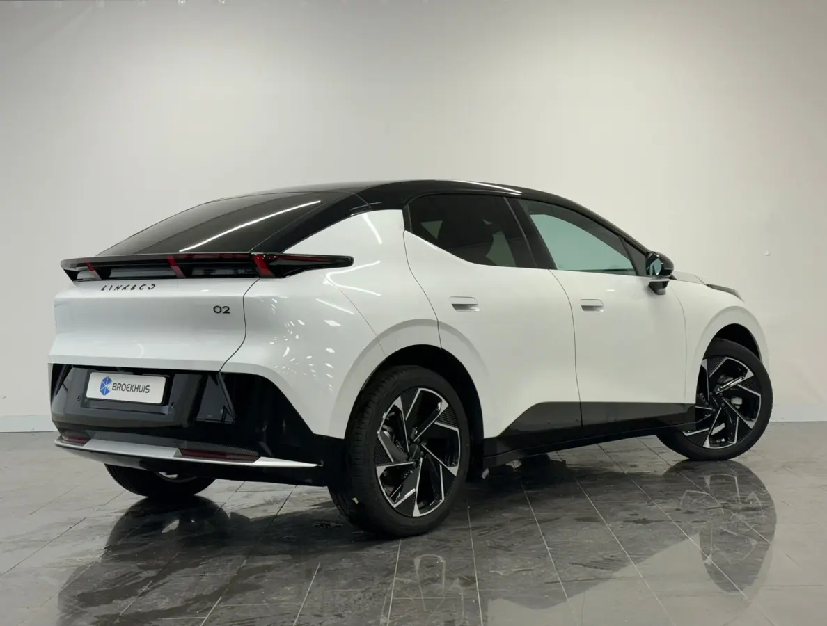 More 66 kWh | 22 kW lader | 360 Camera | Memory seats | High end audio | Apple Carplay/Android Auto |