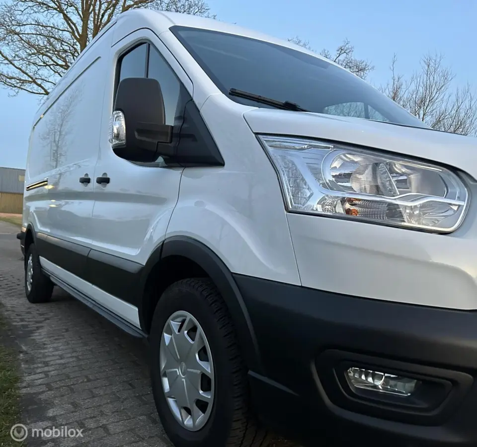 350 2.0 TdCi L3H2 130 PK Transit 350 2.0 TdCi L3H2 130 PK