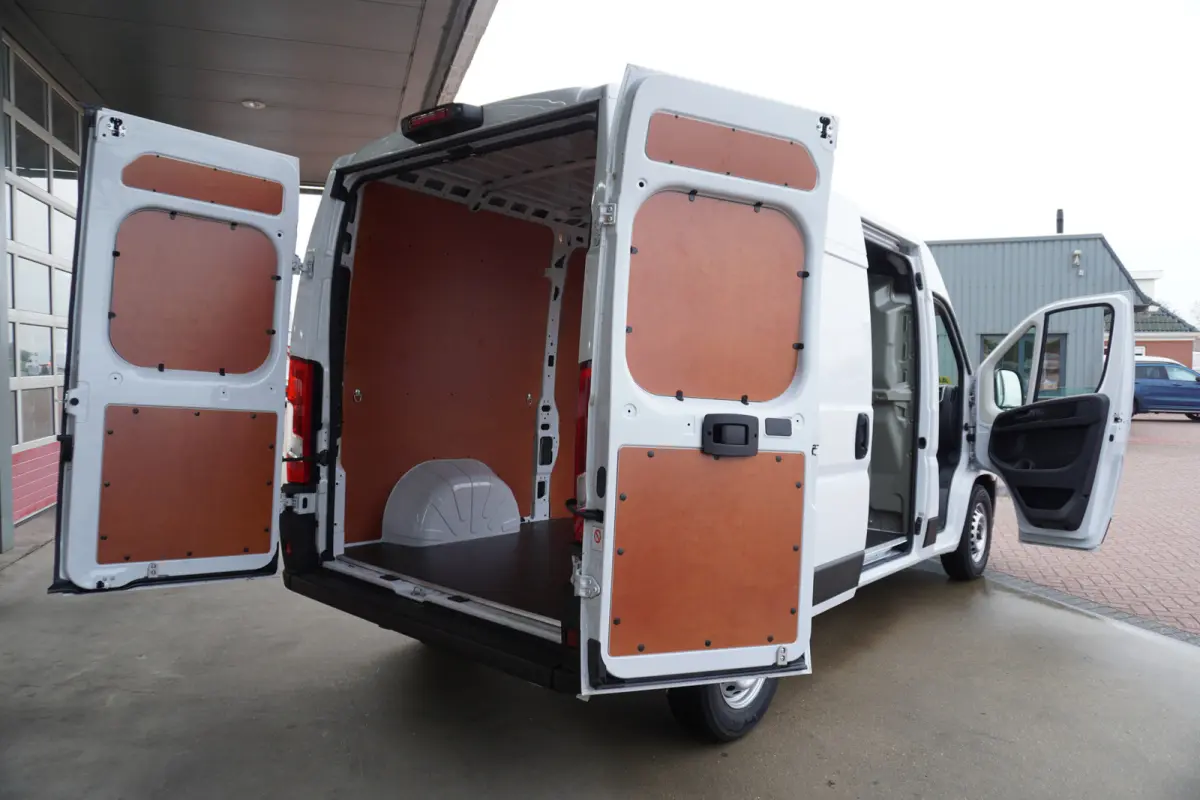 2.2 BlueHDi 140PK S&S L2H2 3.5t Automaat Betimmering Nr. V191 | Climate | Cruise | Navi | 360 Camera | Blis