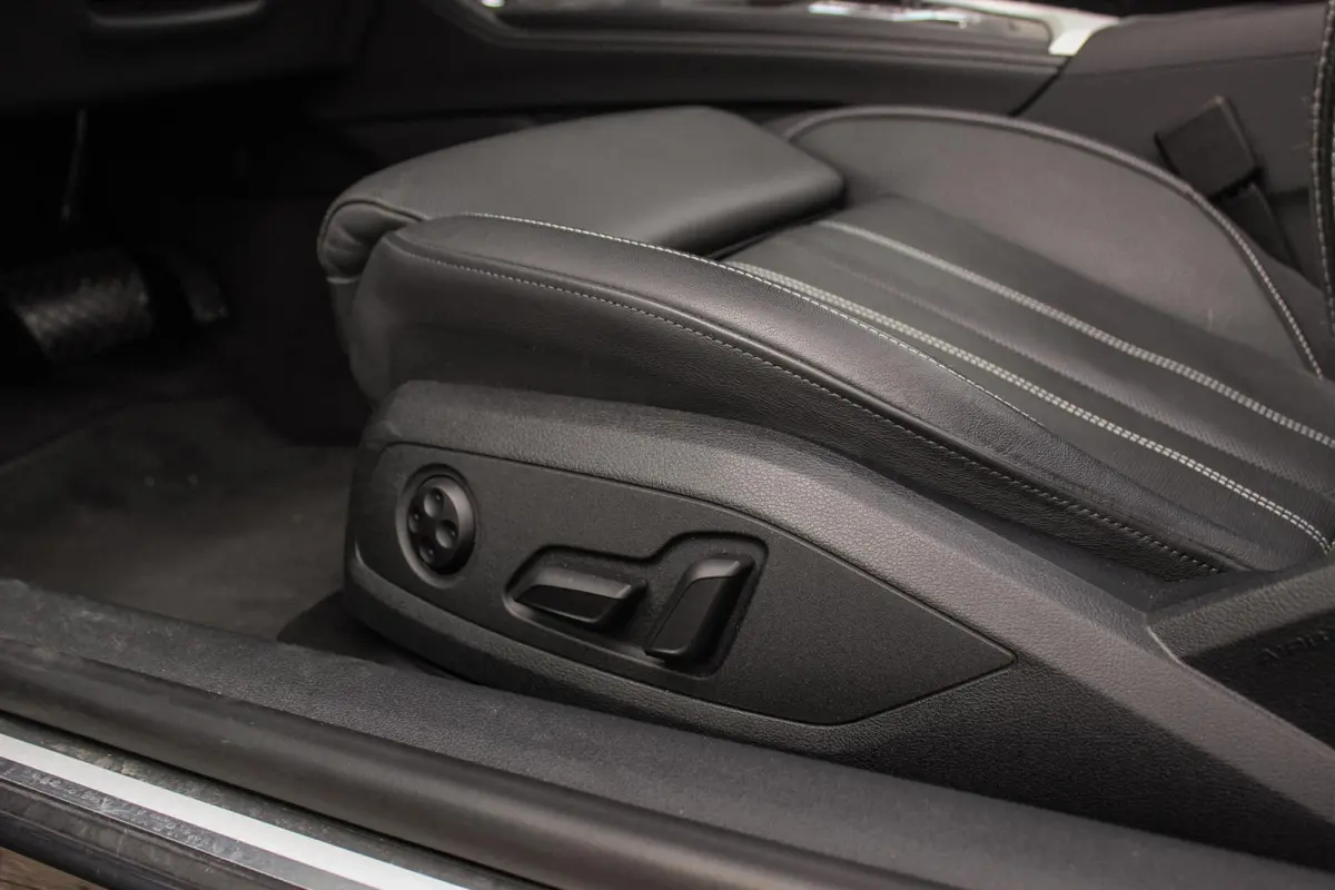 45 TFSI Quattro Pro-Line | 1e eigenaar | Matrix LED | Camera | DAB | Nekverwarming | Audi pre sense | Lane Assist | Cruise control adaptief | Stoelventilatie | 19 inch