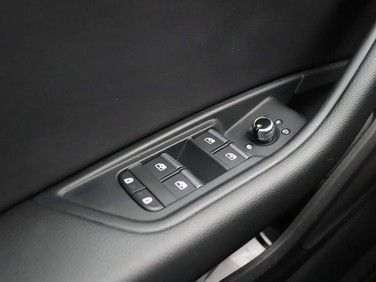 35 TFSI S edition Competition | DEMO | AUTOMAAT | NAVIGATIE | APPLE CARPLAY | PARKEERSENSOREN | CRUISE CONTROL |