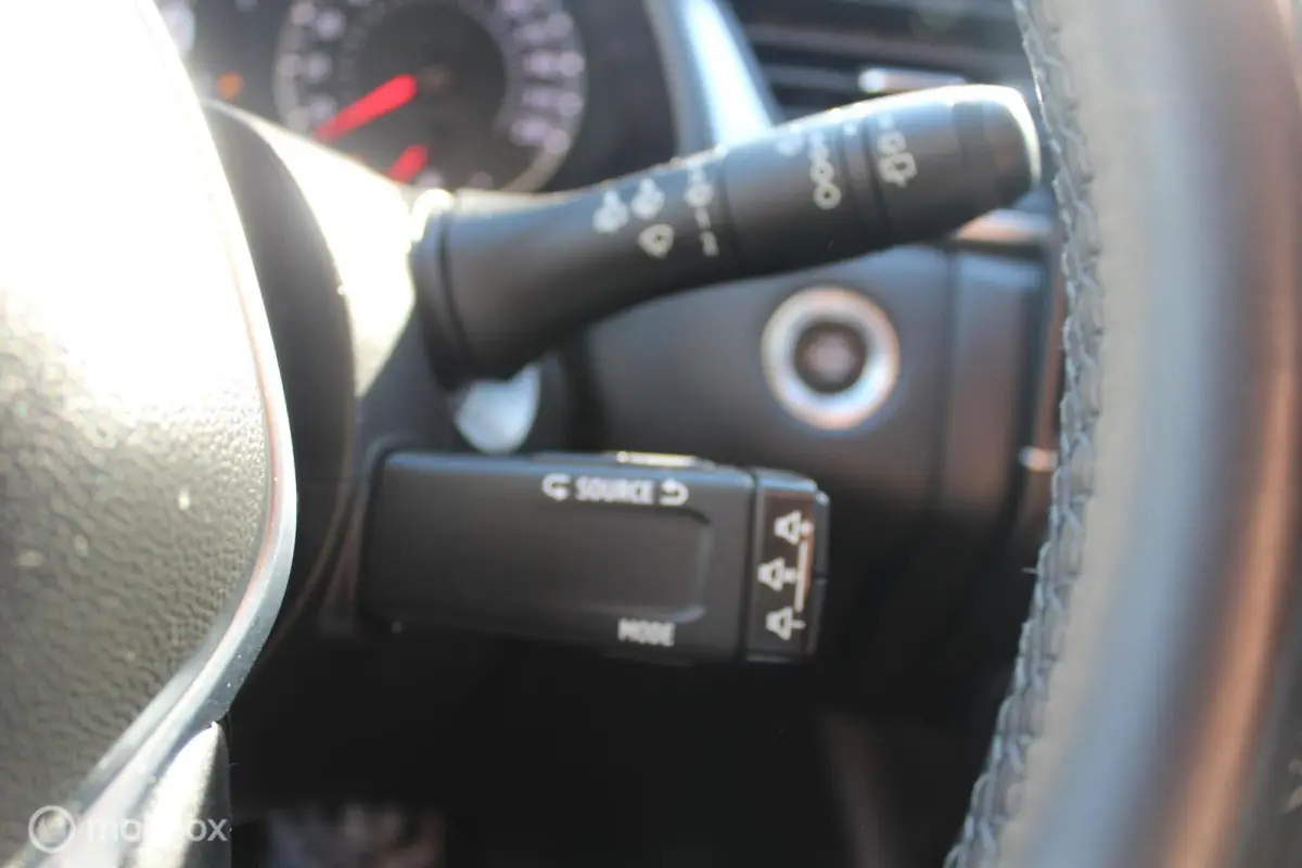 1.0 TCe 90 Airco/Cruise/Led/Lane-assist/NAP