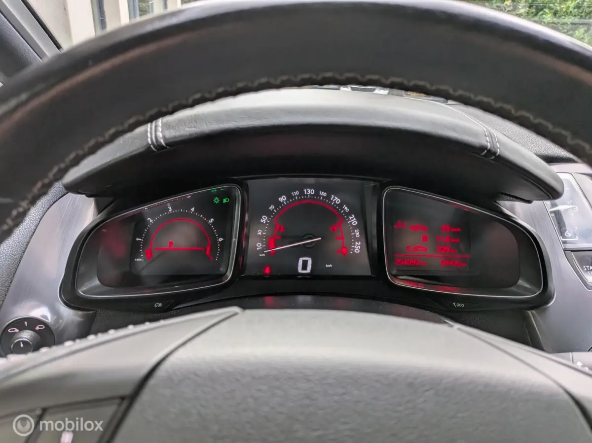 1.6 THP Chic AUT. 2016 Clima|Cruise|Navi|LED|Leder!