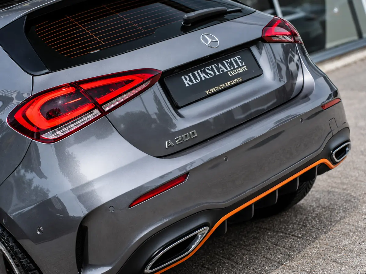 A200 AMG|PANO|BURMESTER|CAMERA|18'|CARPLAY