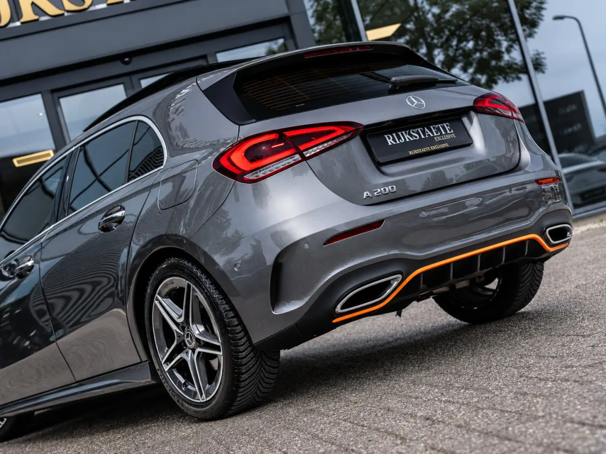A200 AMG|PANO|BURMESTER|CAMERA|18'|CARPLAY