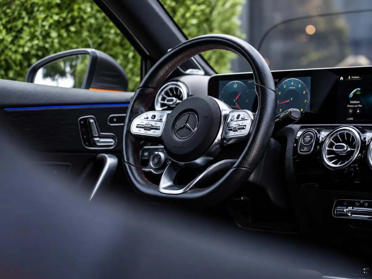 A200 AMG|PANO|BURMESTER|CAMERA|18'|CARPLAY