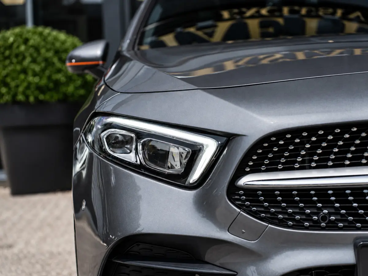 A200 AMG|PANO|BURMESTER|CAMERA|18'|CARPLAY