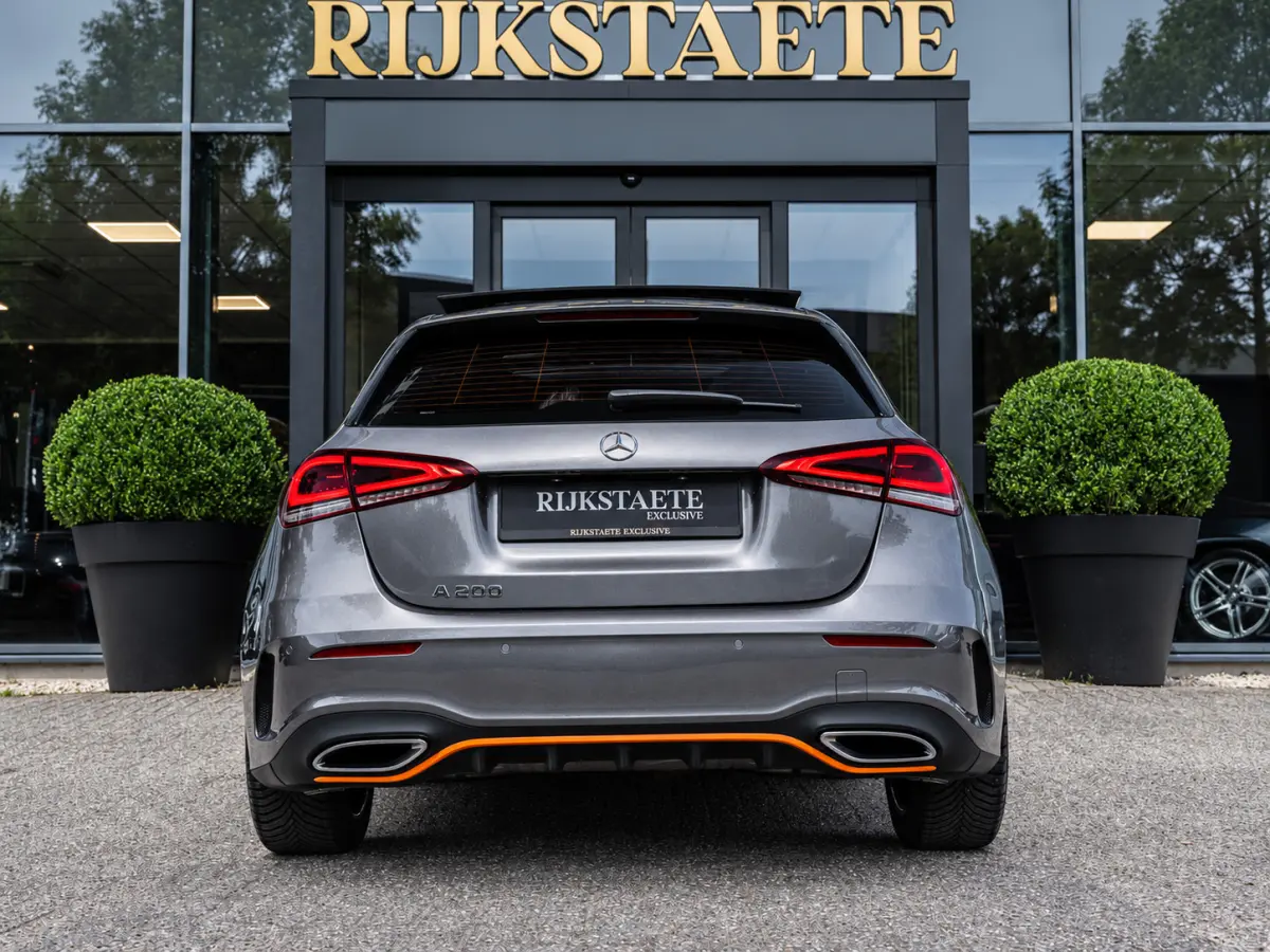 A200 AMG|PANO|BURMESTER|CAMERA|18'|CARPLAY