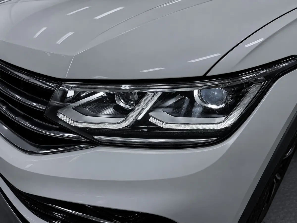 1.4 TSI eHybrid 2XR-LINE SOH-TEST/PANO/NAVI/V-COCKPIT/DAB/CARPLAY/H-UP/CAM///