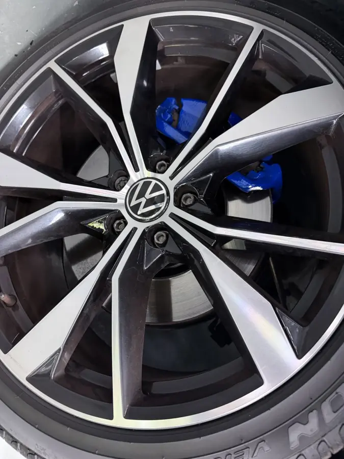 1.4 TSI eHybrid 2XR-LINE SOH-TEST/PANO/NAVI/V-COCKPIT/DAB/CARPLAY/H-UP/CAM///