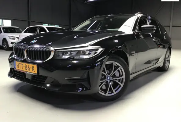 330e Business Edition Plus I 293PK I Camera I Trekhaak I Ambiente I Full Led I Stoel & Stuurverw. I Half/Leder