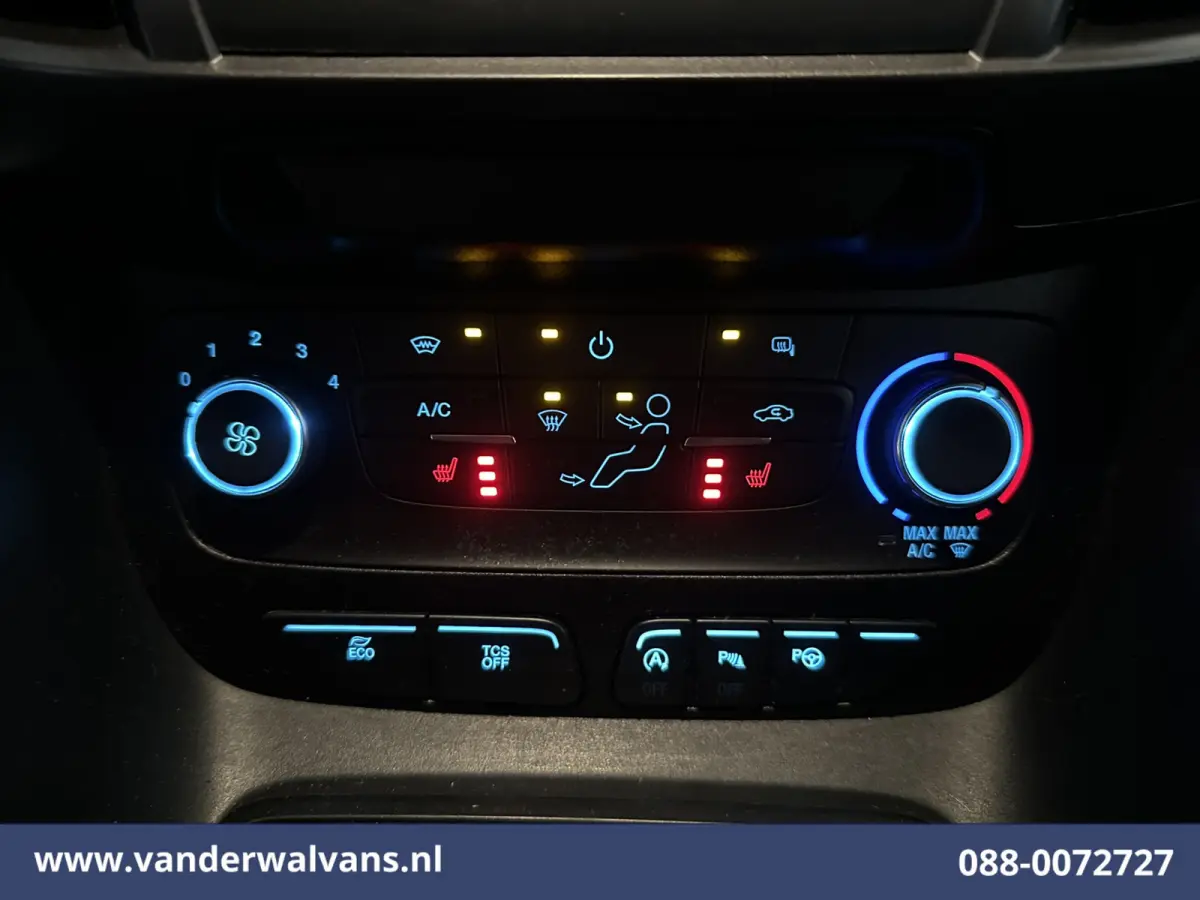 1.5 EcoBlue 100pk L1H1 Euro6 *Zeer netjes* Airco | Camera | Android Auto | Stoelverwarming | Verwarmde voorruit Parkeersensoren