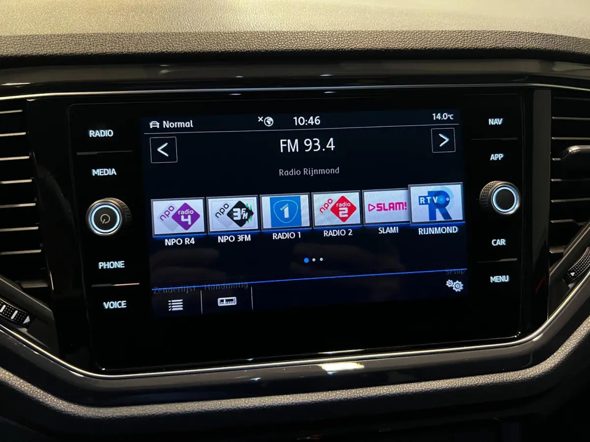 2.0 TSI 4Motion Sport R-LINE/NAVI/ECC/PDC/CRUISE/DSG