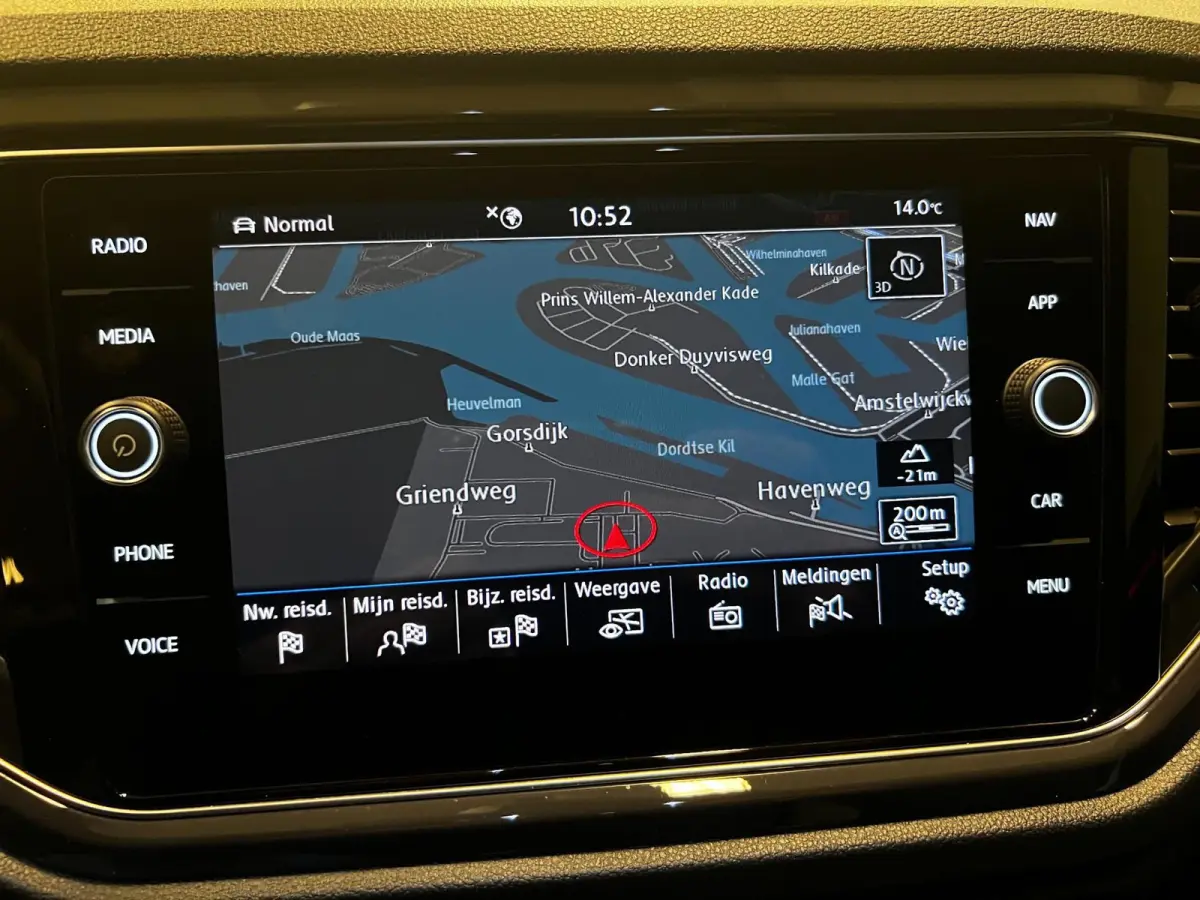 2.0 TSI 4Motion Sport R-LINE/NAVI/ECC/PDC/CRUISE/DSG