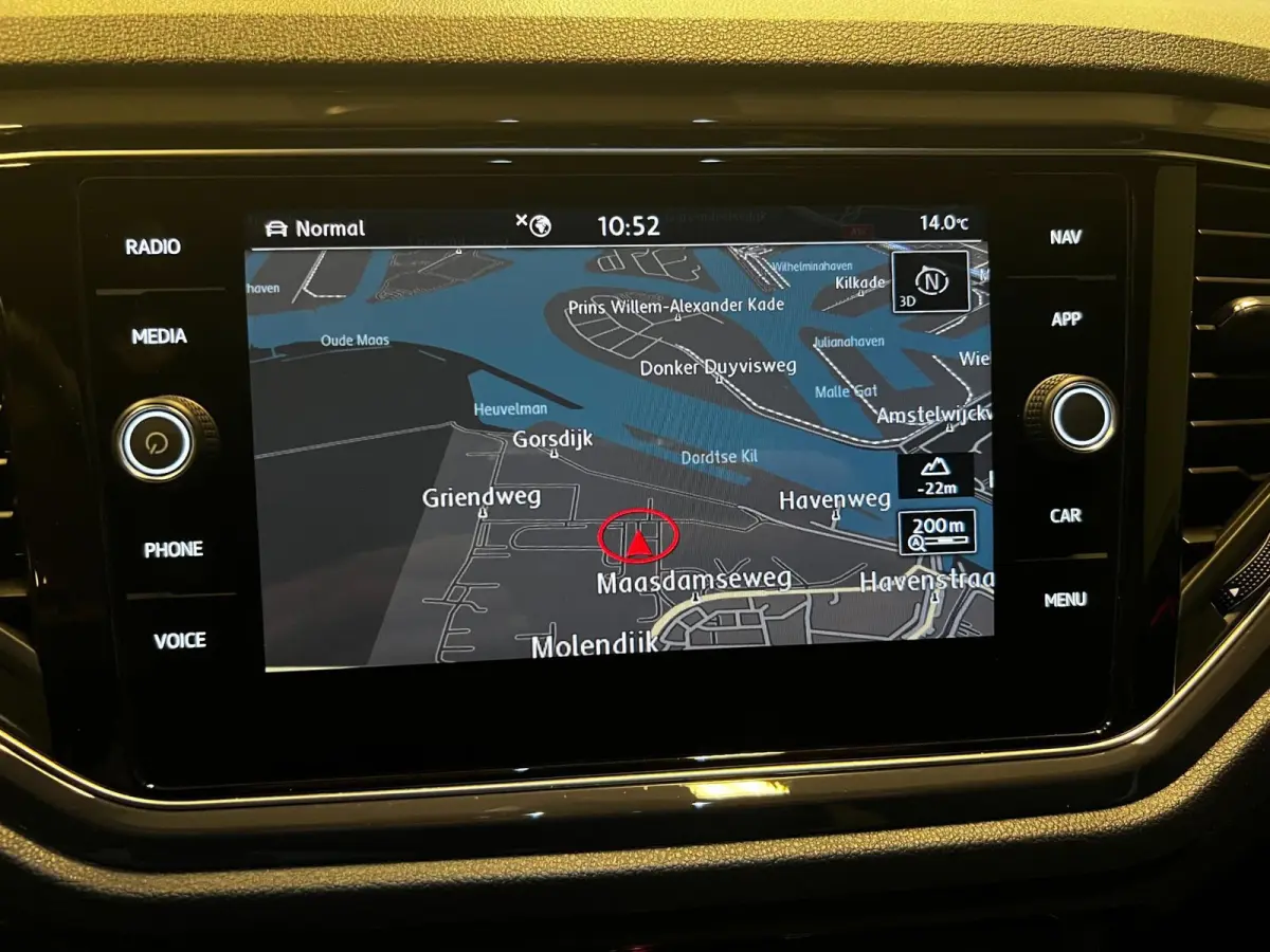 2.0 TSI 4Motion Sport R-LINE/NAVI/ECC/PDC/CRUISE/DSG