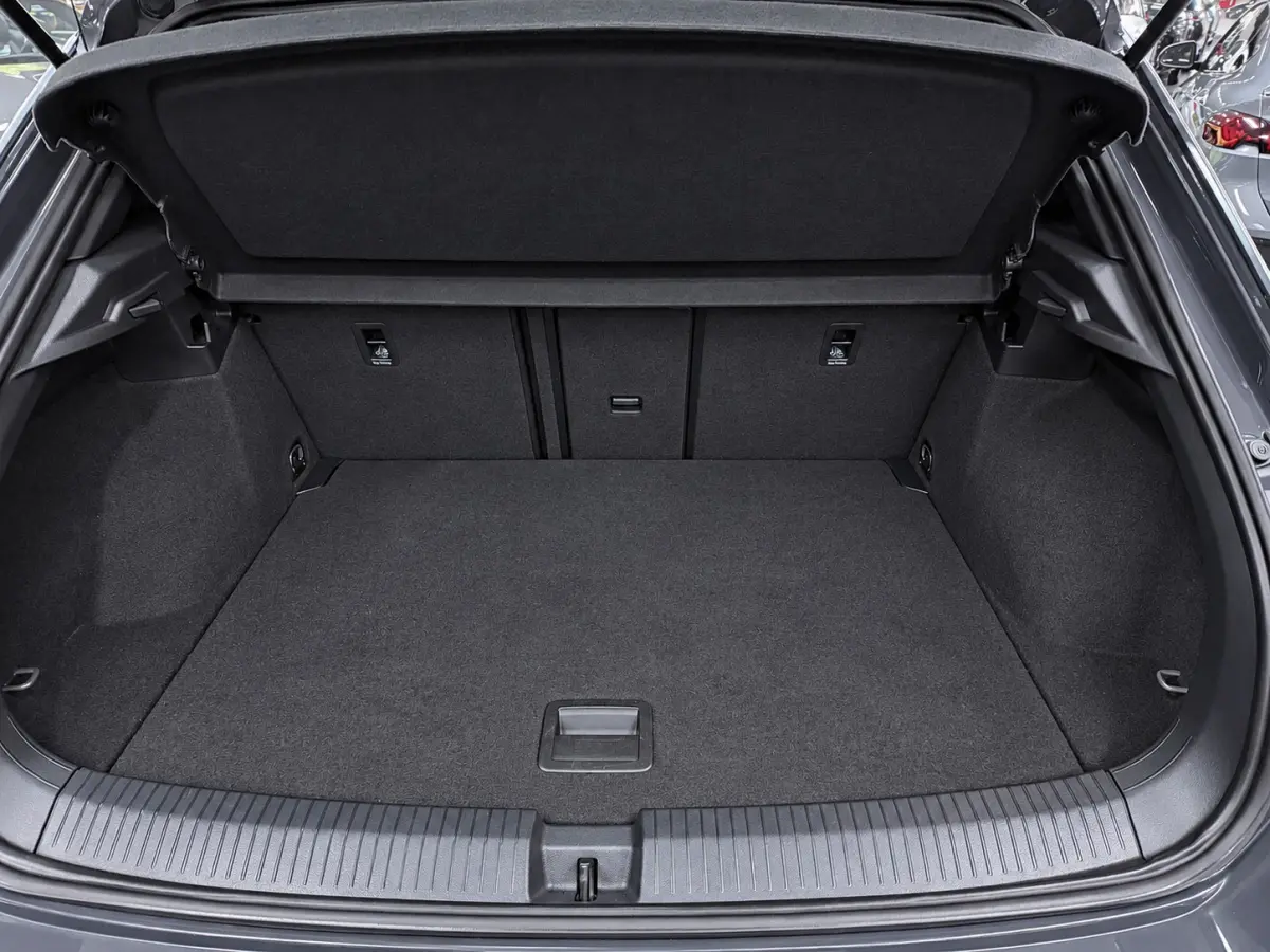 2.0 TSI 4Motion Sport R-LINE/NAVI/ECC/PDC/CRUISE/DSG