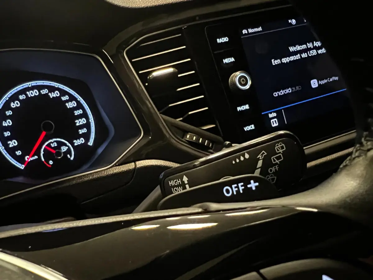 2.0 TSI 4Motion Sport R-LINE/NAVI/ECC/PDC/CRUISE/DSG