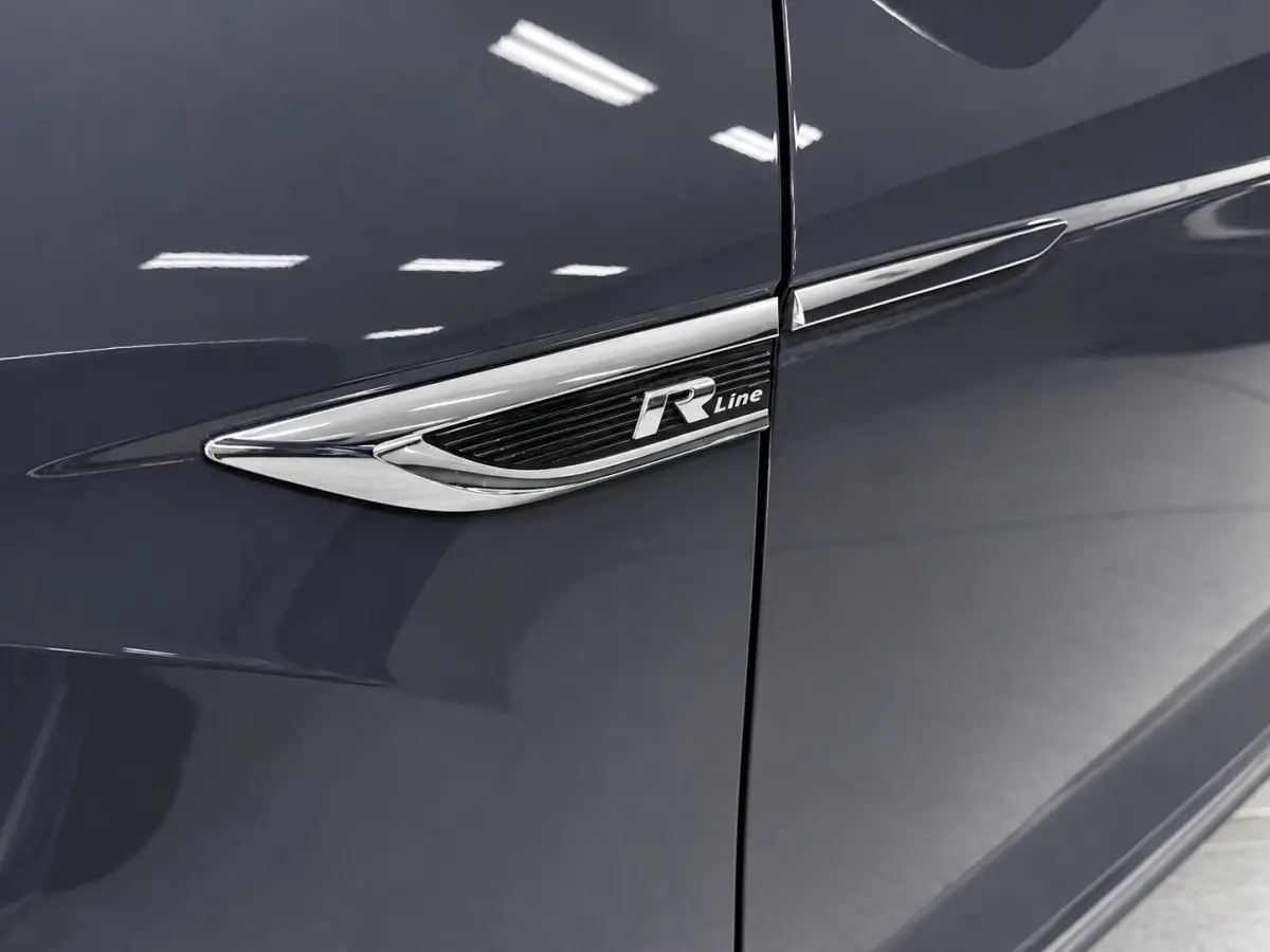 2.0 TSI 4Motion Sport R-LINE/NAVI/ECC/PDC/CRUISE/DSG