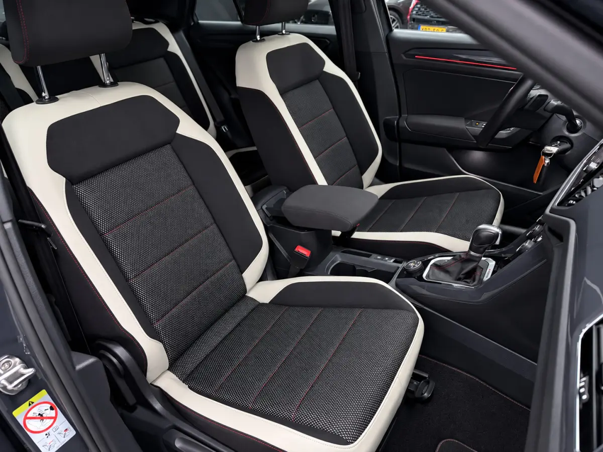 2.0 TSI 4Motion Sport R-LINE/NAVI/ECC/PDC/CRUISE/DSG