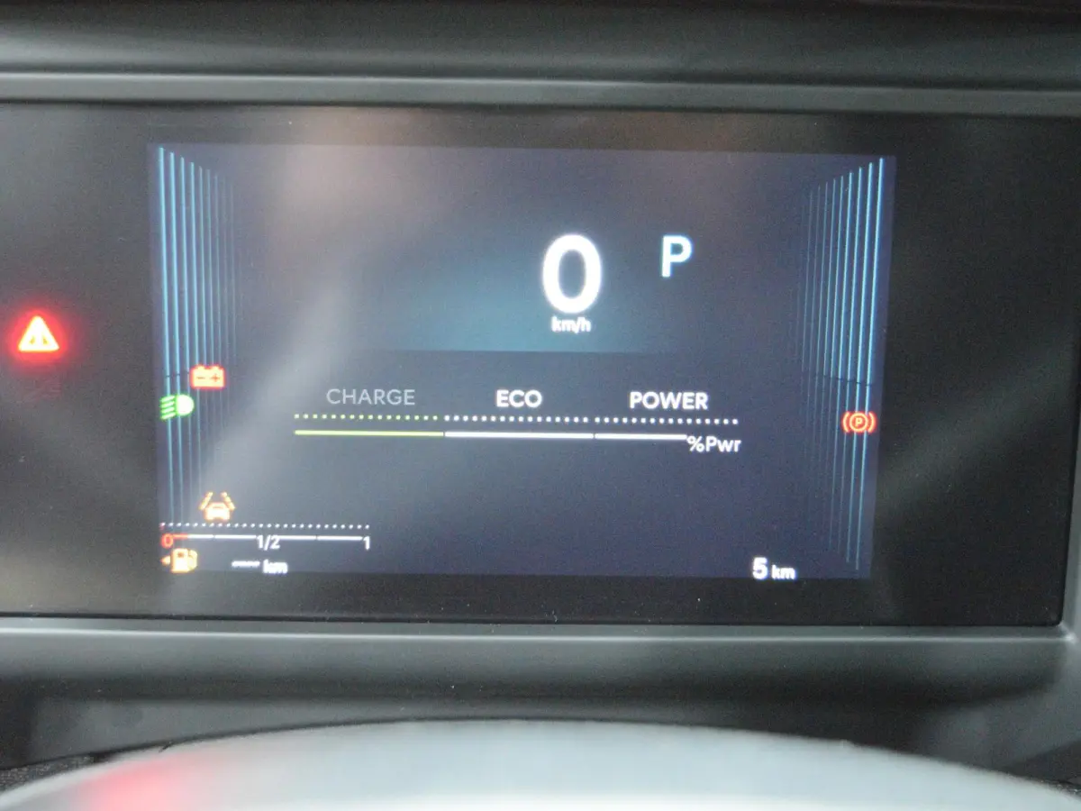 1.2 Hybrid 145pk Collection CAMERA MET SENSOREN | NAVI & CARPLAY | E.C.C. | STOELVERWARMING | UIT VOORRAAD LEVERBAAR