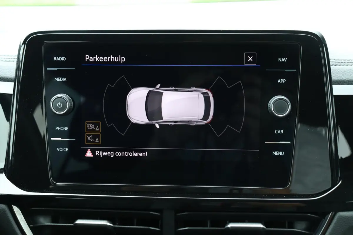 1.5 TSI / 2x R-Line / Black Style / 150PK / DSG / Virtual Cockpit / 18"!