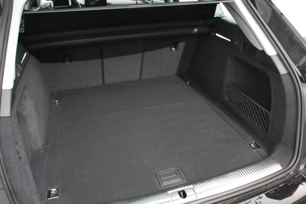 40 TFSI Advanced Prestige Plus Navigatie Adaptive Cruise Control Lane Assist Stoelverwarming Elektrische Achterklep