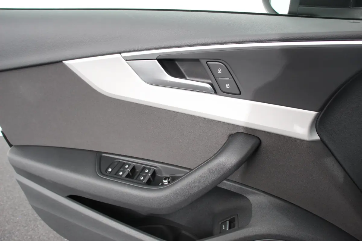 40 TFSI Advanced Prestige Plus Navigatie Adaptive Cruise Control Lane Assist Stoelverwarming Elektrische Achterklep
