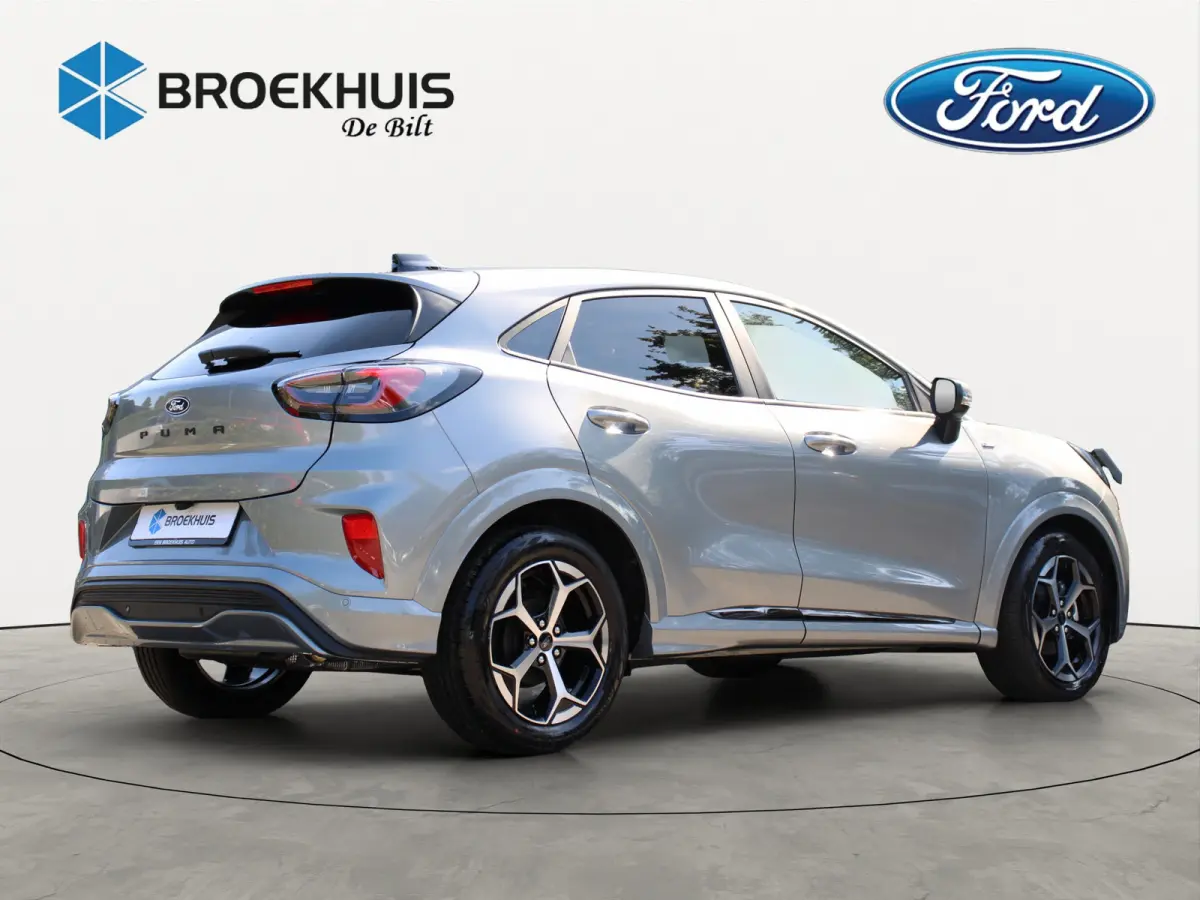 1.0EB ST-LINE AUTOMAAT | AFN TREKHAAK | WINTERPACK | ELEKTR ACHTERKLEP | COMFORT PACK | SNEL LEVERBAAR! | CRUISE | PARKEERSENSOREN | CAMERA I