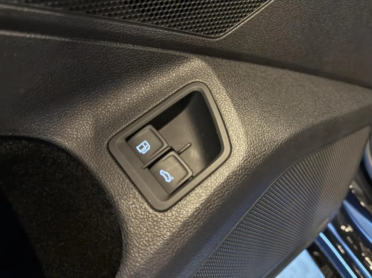 1.4 TSI eHybrid R-Line Business+12MND GARN