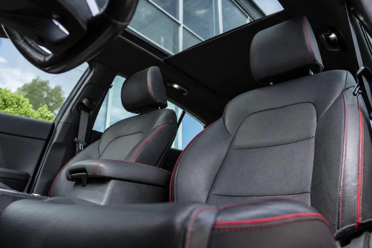 1.6 T-GDI GT-Line|PANO|JBL-AUDIO|TREKHAAK|19''