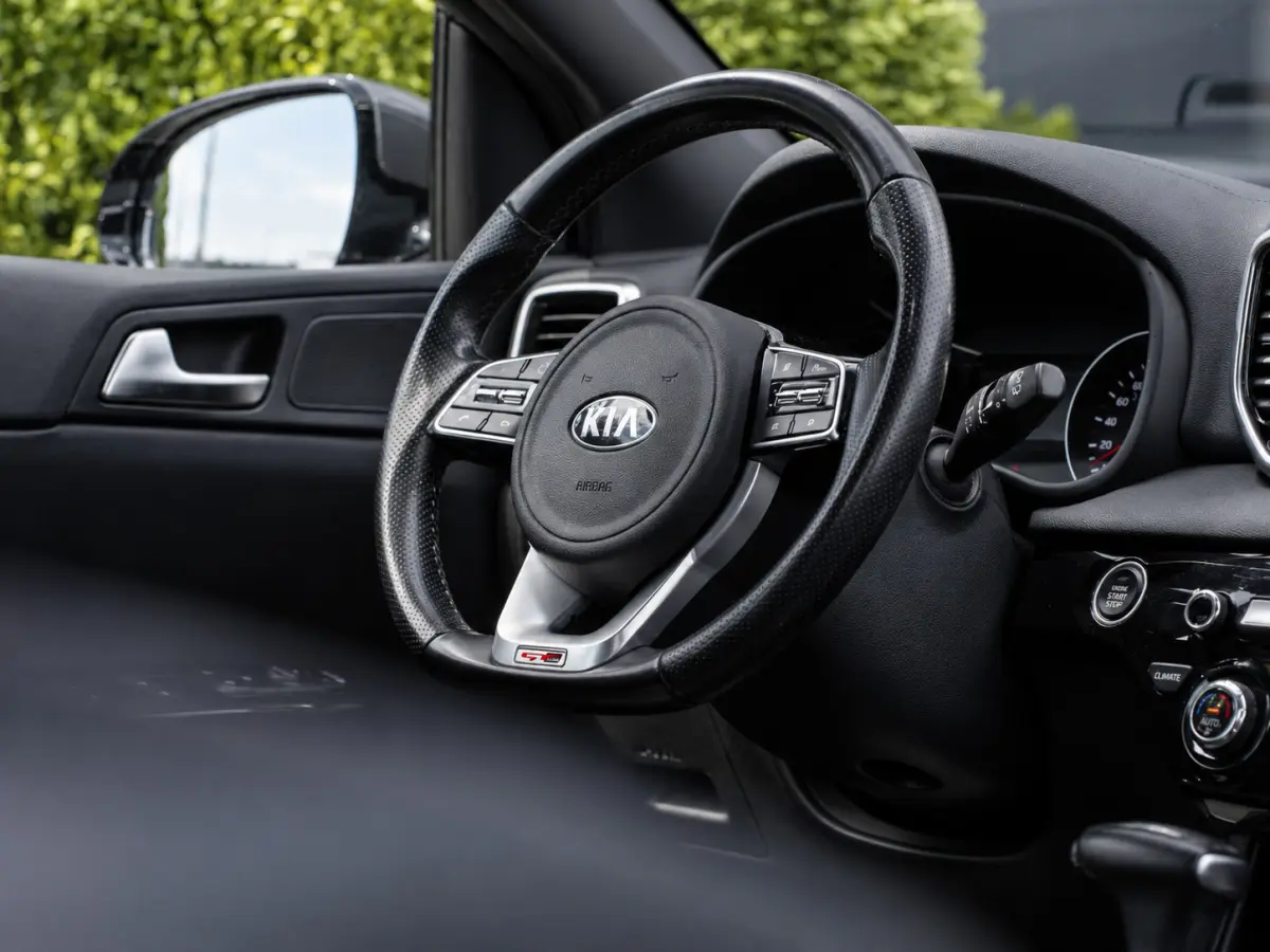 1.6 T-GDI GT-Line|PANO|JBL-AUDIO|TREKHAAK|19''