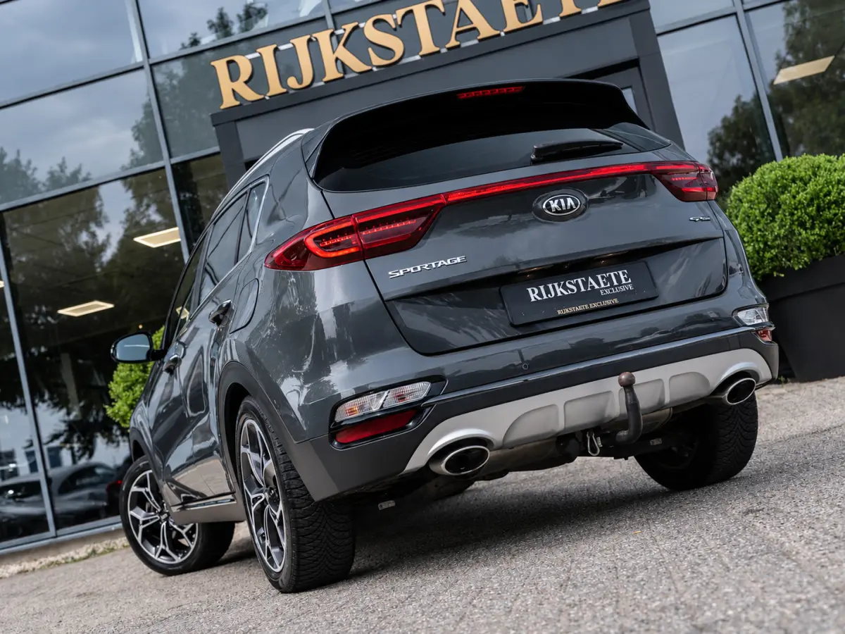 1.6 T-GDI GT-Line|PANO|JBL-AUDIO|TREKHAAK|19''
