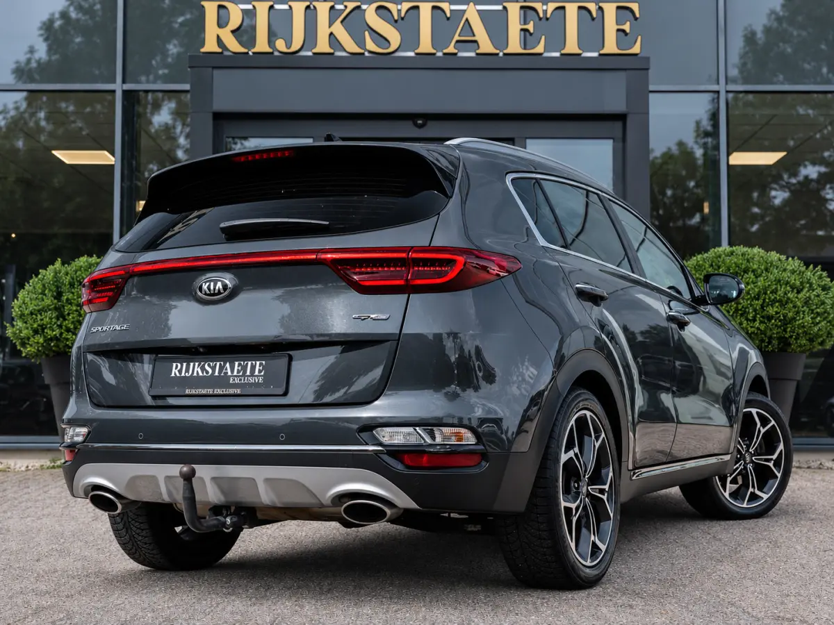 1.6 T-GDI GT-Line|PANO|JBL-AUDIO|TREKHAAK|19''