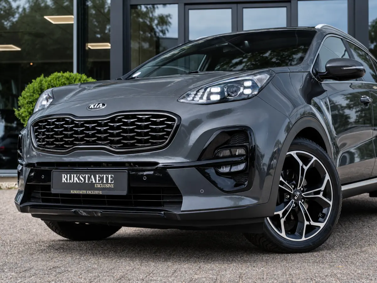 1.6 T-GDI GT-Line|PANO|JBL-AUDIO|TREKHAAK|19''
