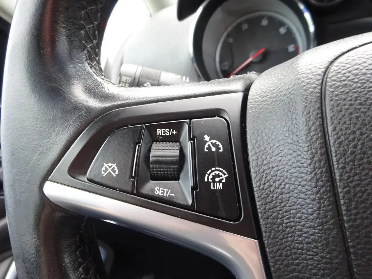 TOURER VAN 1.6 CDTI EU6 136 PK AIRCO CRUISE CONTROL NAVIGATIE zeer luxe grijs kenteken