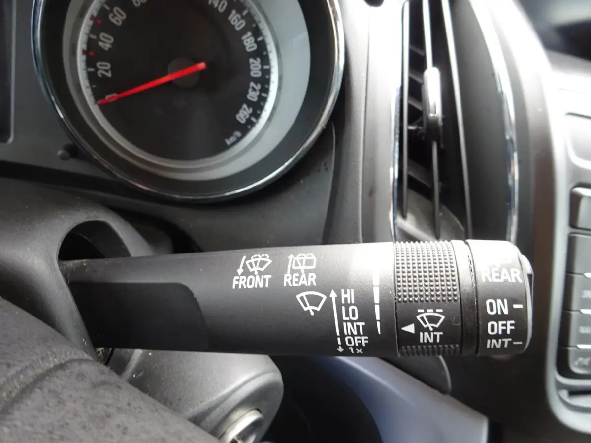 TOURER VAN 1.6 CDTI EU6 136 PK AIRCO CRUISE CONTROL NAVIGATIE zeer luxe grijs kenteken
