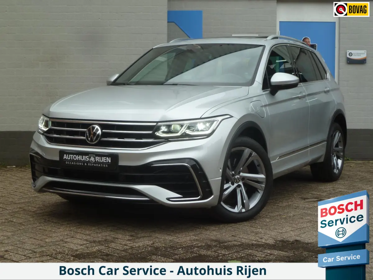 1.4 TSI eHybrid R-Line|Panodak|Leder|Memory|360-Camera|Adapt.Cruise|Matrix-LED|34.600km