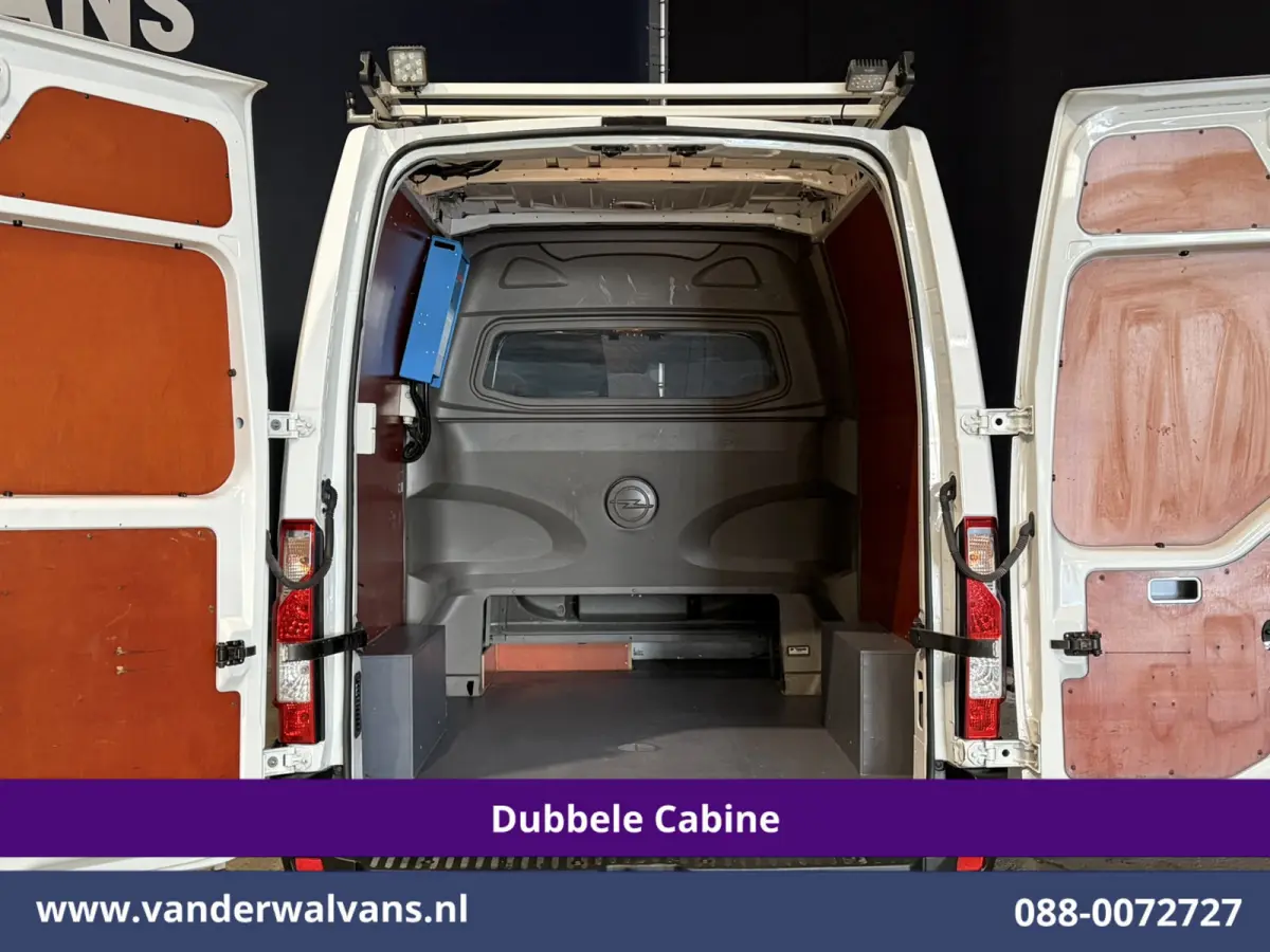 2.3 Turbo 146pk L2H2 Dubbele cabine Euro6 Airco | Imperiaal | Omvormer | 2500kg Trekhaak | LM velgen Navigatie, Camera, Cruisecontrol, Parkeersensoren, 5-zits