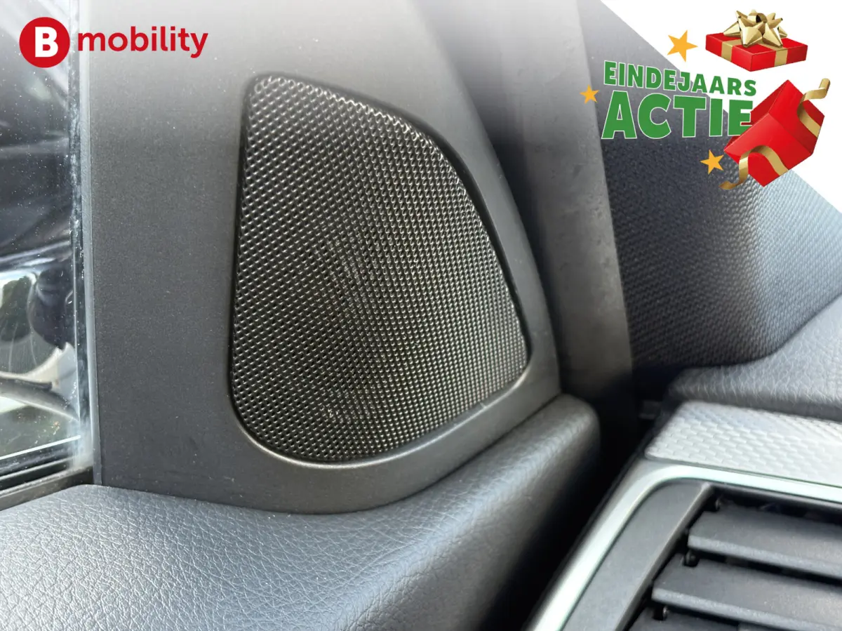 318i High Executive M-Sport Trekhaak Apple CarPlay | Achteruitrijcamera | HIFI | Leer | DAB Audio