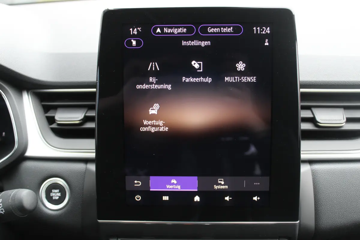 1.0 TCe 90 Intense Techno l Cruise Control l PDC l Achteruitrijcamera l Groot scherm l Virtual cockpit l Keyless l Apple Carplay/ Android auto