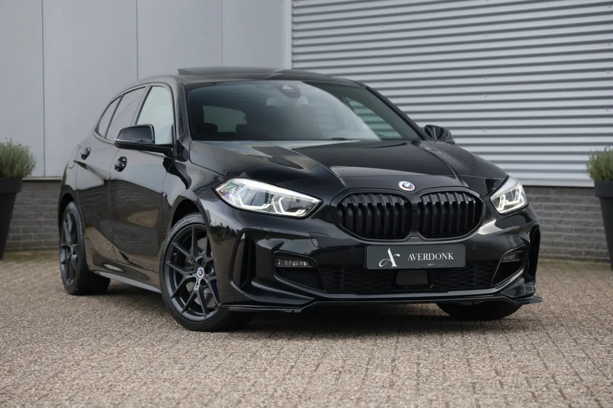 118i M-Sport Aut. Pano|Leder|Trekh|Cam