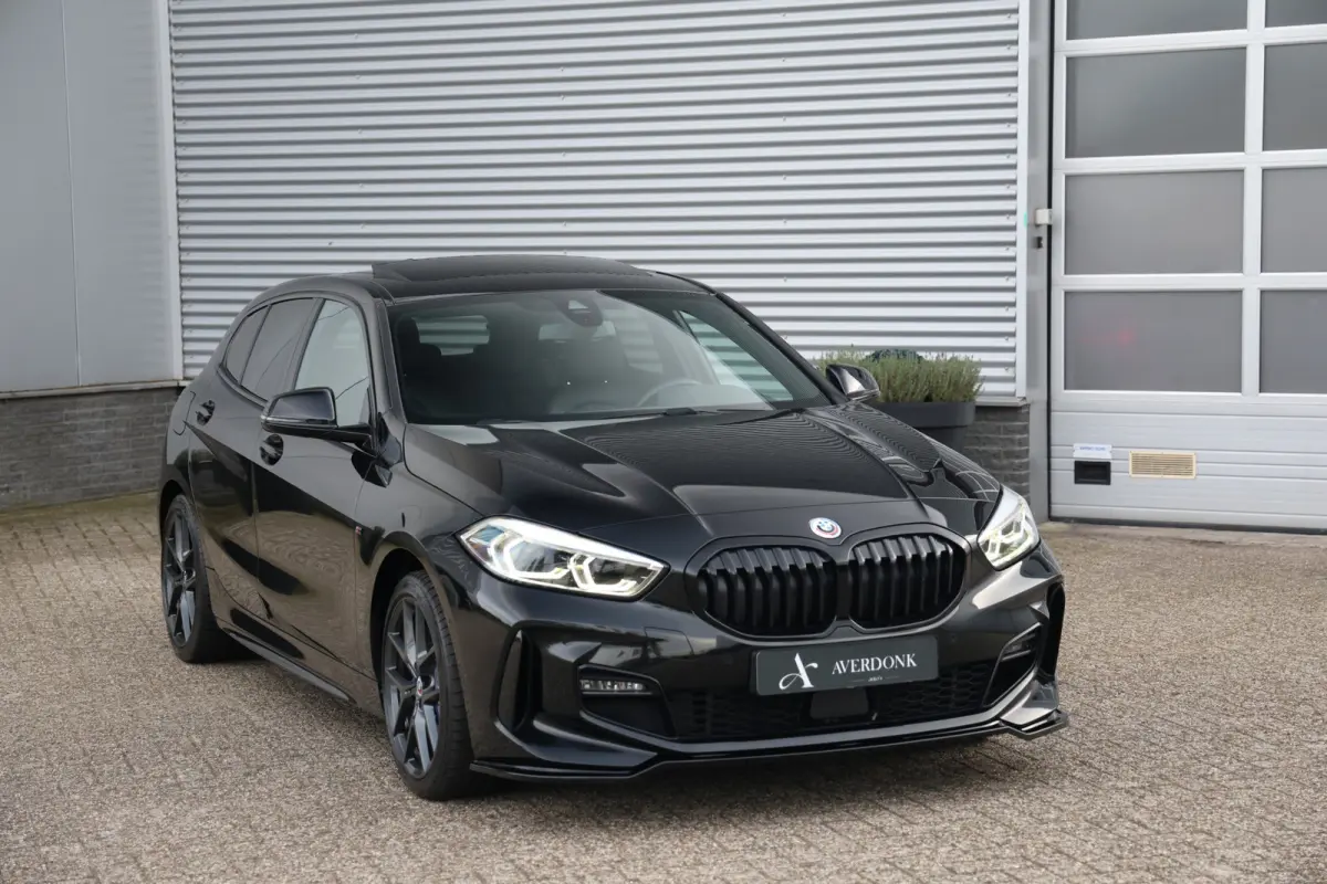 118i M-Sport Aut. Pano|Leder|Trekh|Cam