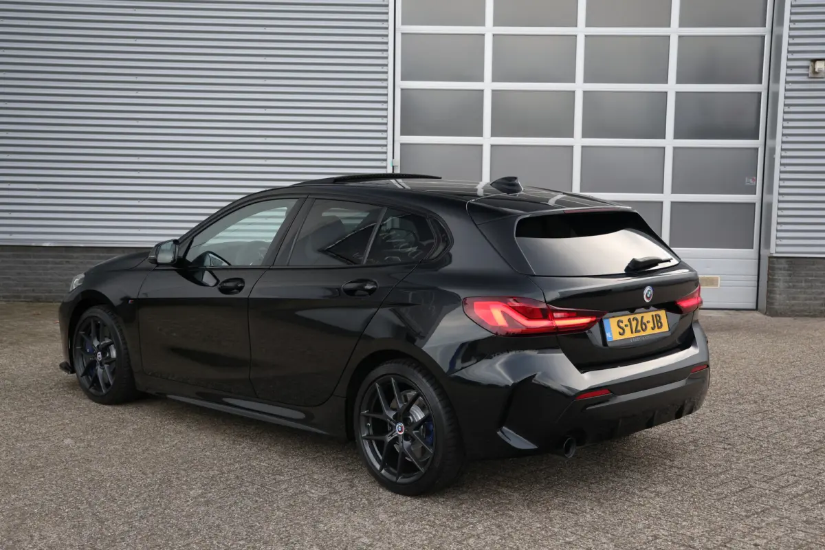 118i M-Sport Aut. Pano|Leder|Trekh|Cam