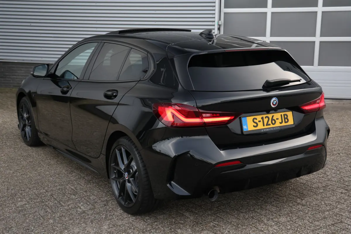 118i M-Sport Aut. Pano|Leder|Trekh|Cam