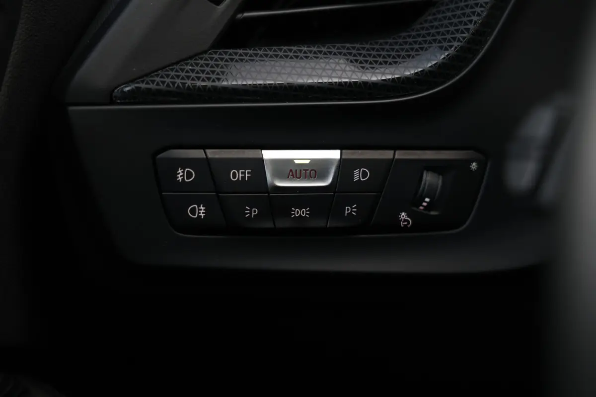 118i M-Sport Aut. Pano|Leder|Trekh|Cam