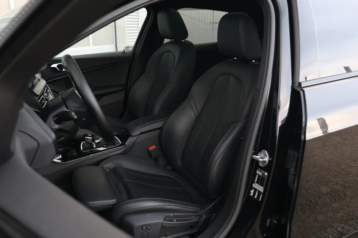 118i M-Sport Aut. Pano|Leder|Trekh|Cam