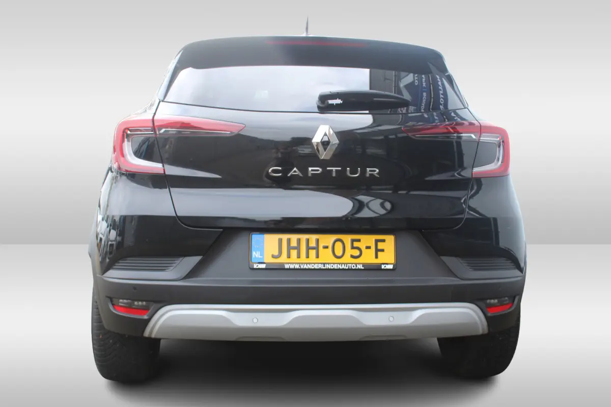 1.0 TCe 90 Evolution l Cruise Control l Lane Assist l PDC l Achteruitrijcamera l Airco l Navi l Keyless l LED l Apple Carplay/ Android Auto l All Season Banden