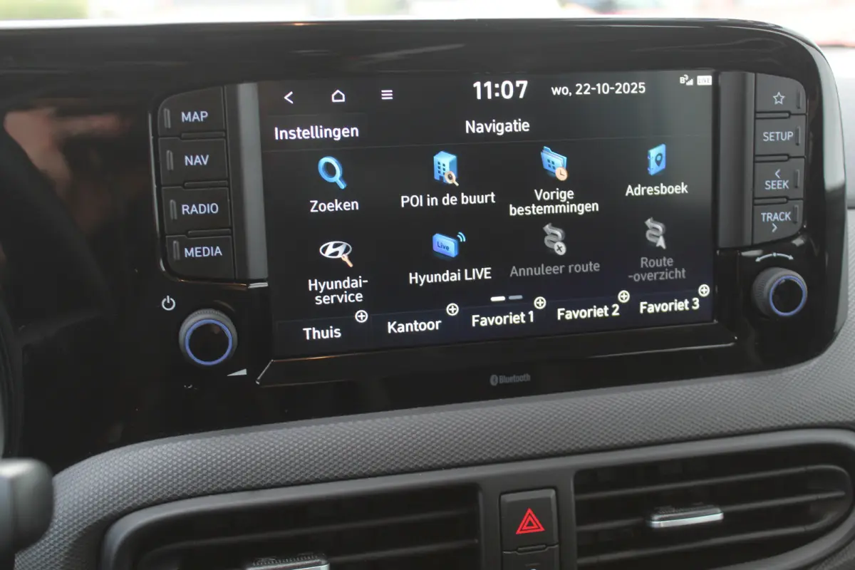 1.0 Comfort Smart l Cruise Control l Lane Assist l Camera l Airco l  NAVI l DAB l Apple Carplay/ Android Auto l Bluetooth