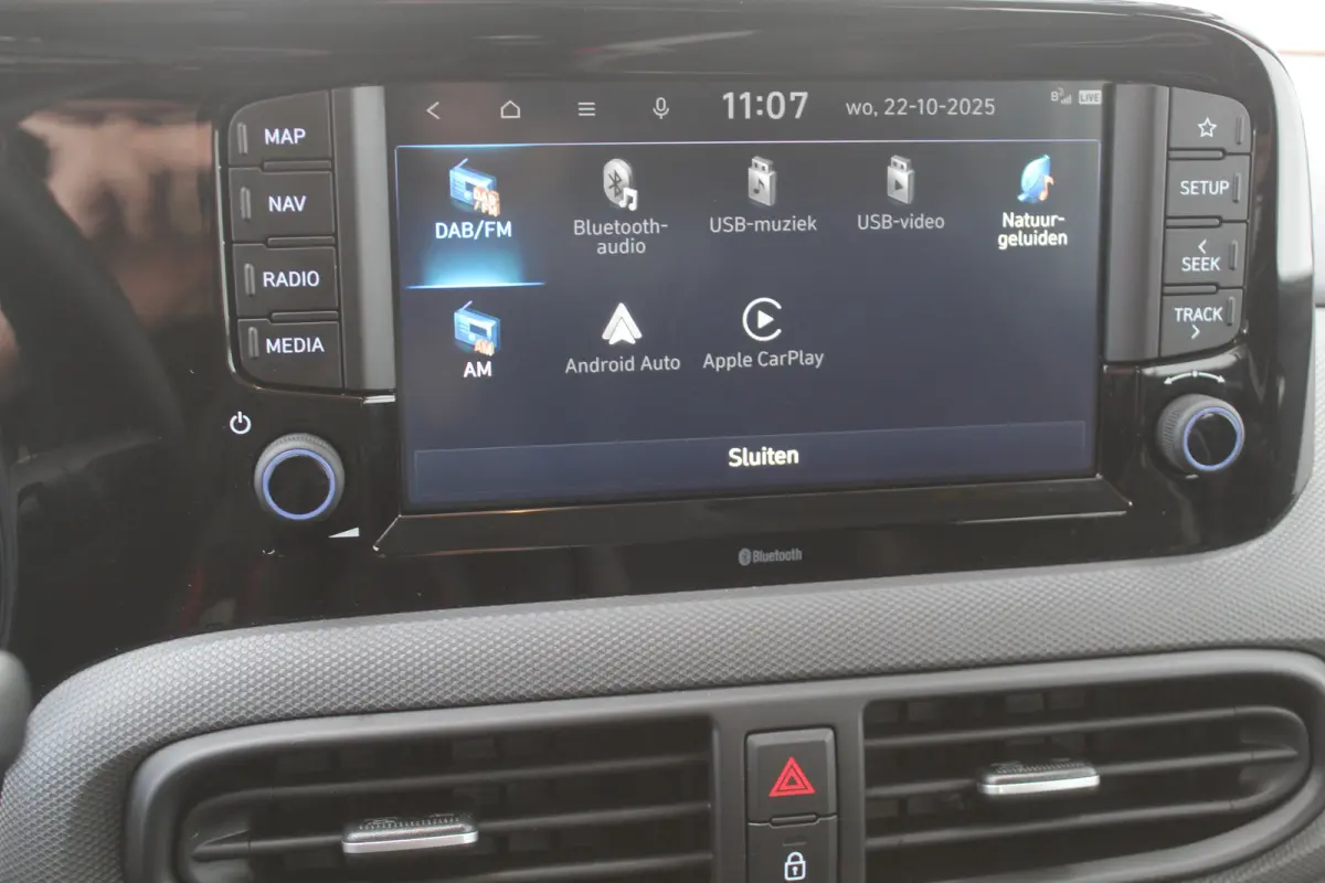 1.0 Comfort Smart l Cruise Control l Lane Assist l Camera l Airco l  NAVI l DAB l Apple Carplay/ Android Auto l Bluetooth