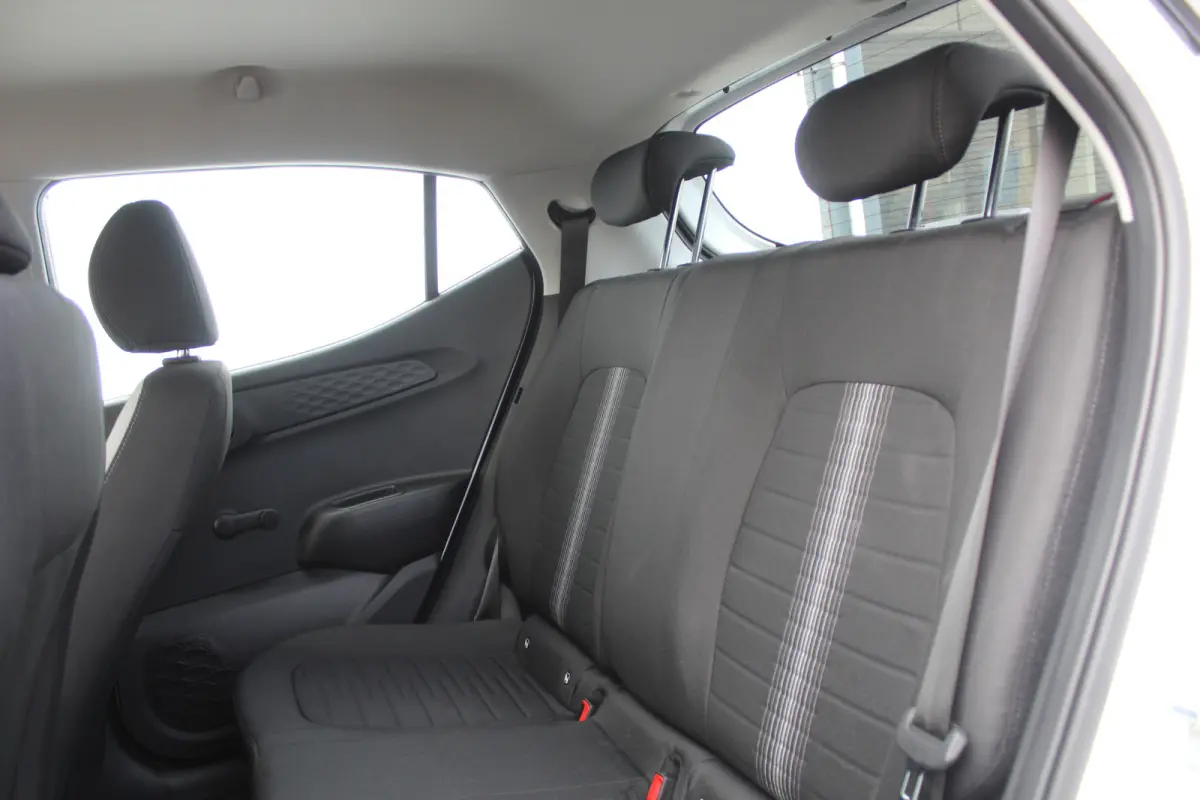 1.0 Comfort Smart l Cruise Control l Lane Assist l Camera l Airco l  NAVI l DAB l Apple Carplay/ Android Auto l Bluetooth